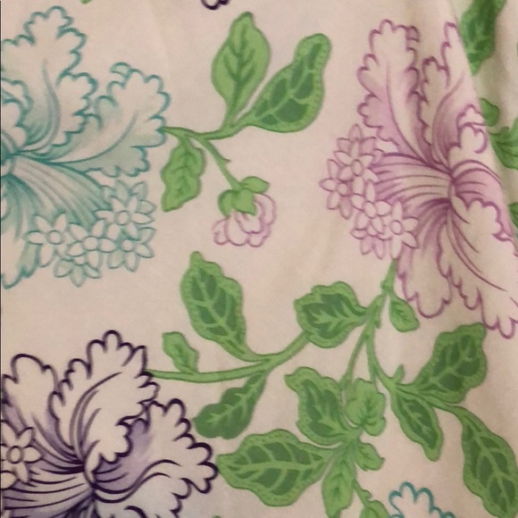 Ann Taylor LOFT gorgeous floral skirt. Perfect! 8 - Picture 4 of 4